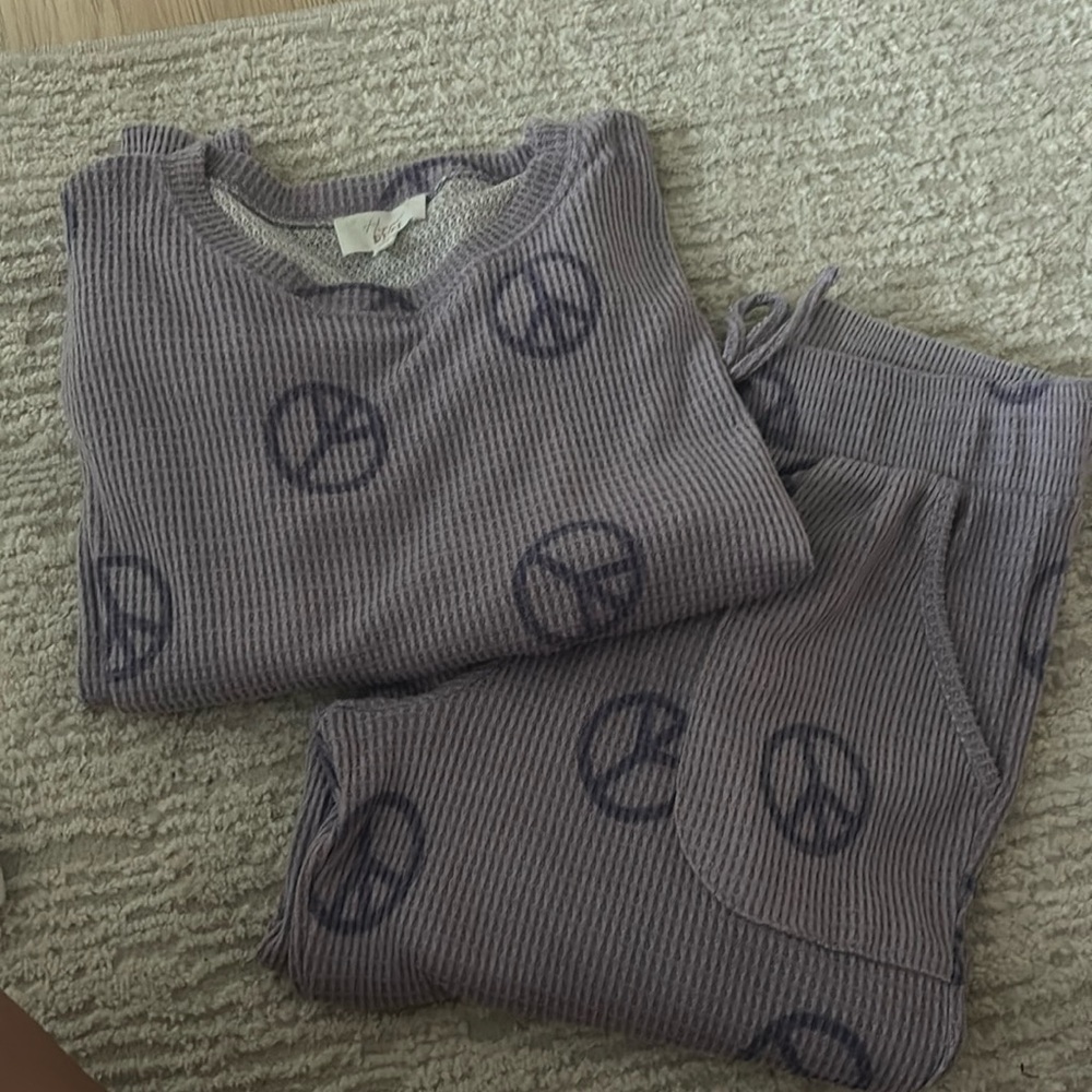 Hippie Rose PJ set ~NEVER WORN~